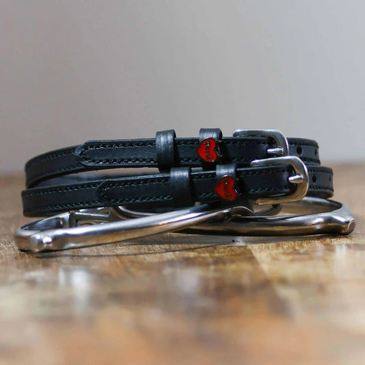 Devil heart spur strap