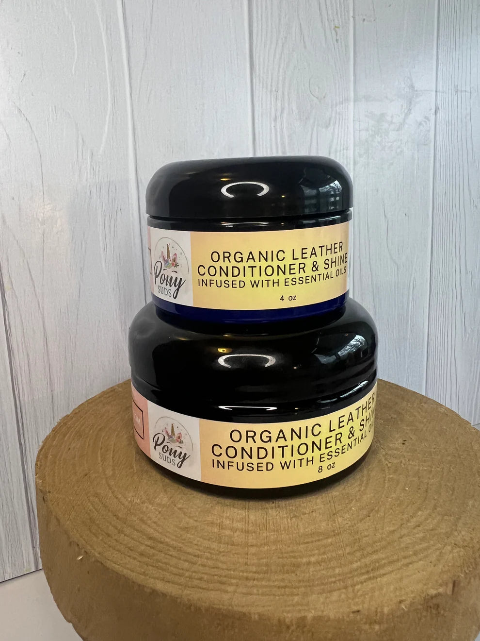 4 oz Leather conditioner and shine